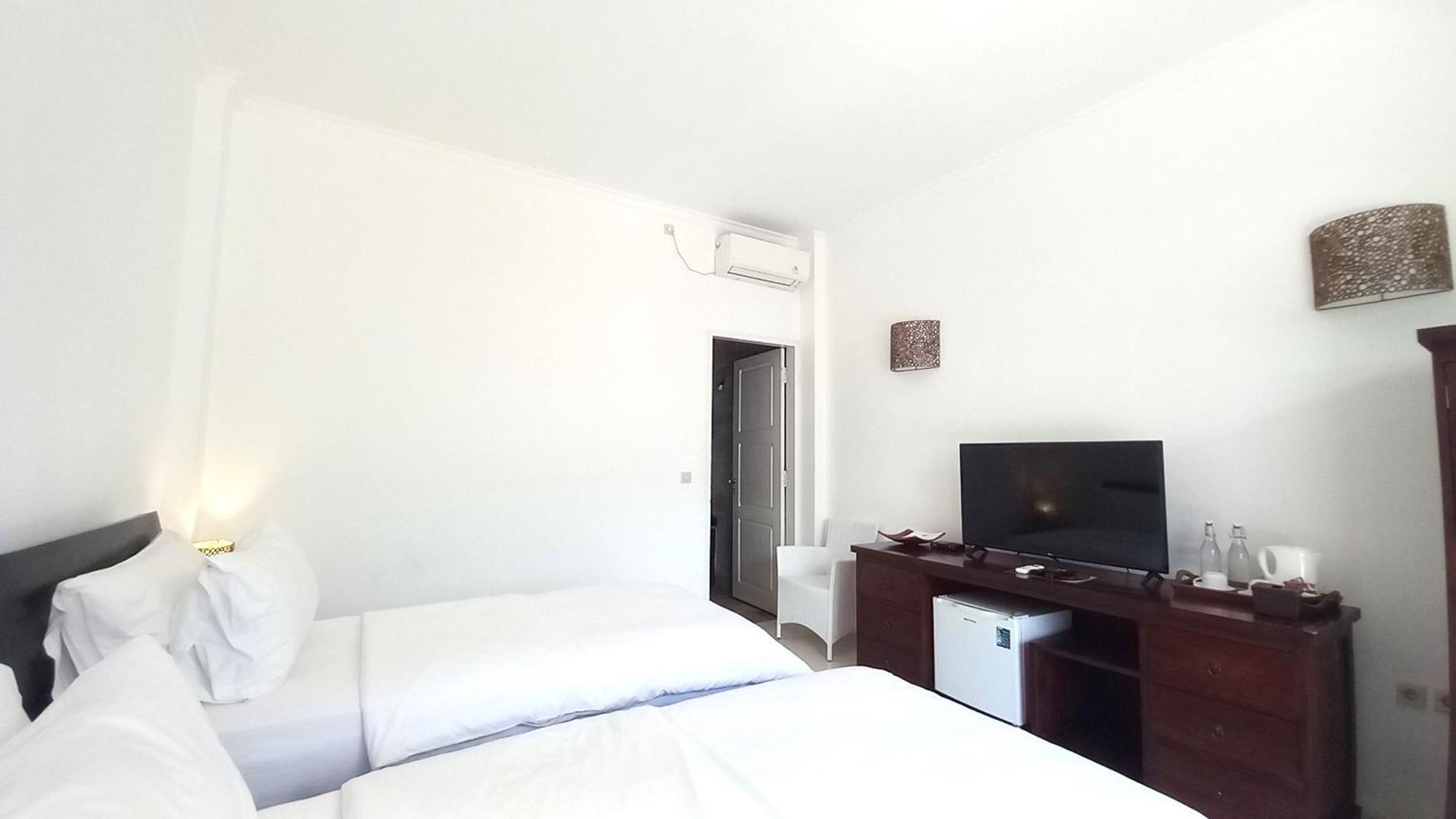 Lumiere Hotel Gili Trawangan Exterior photo
